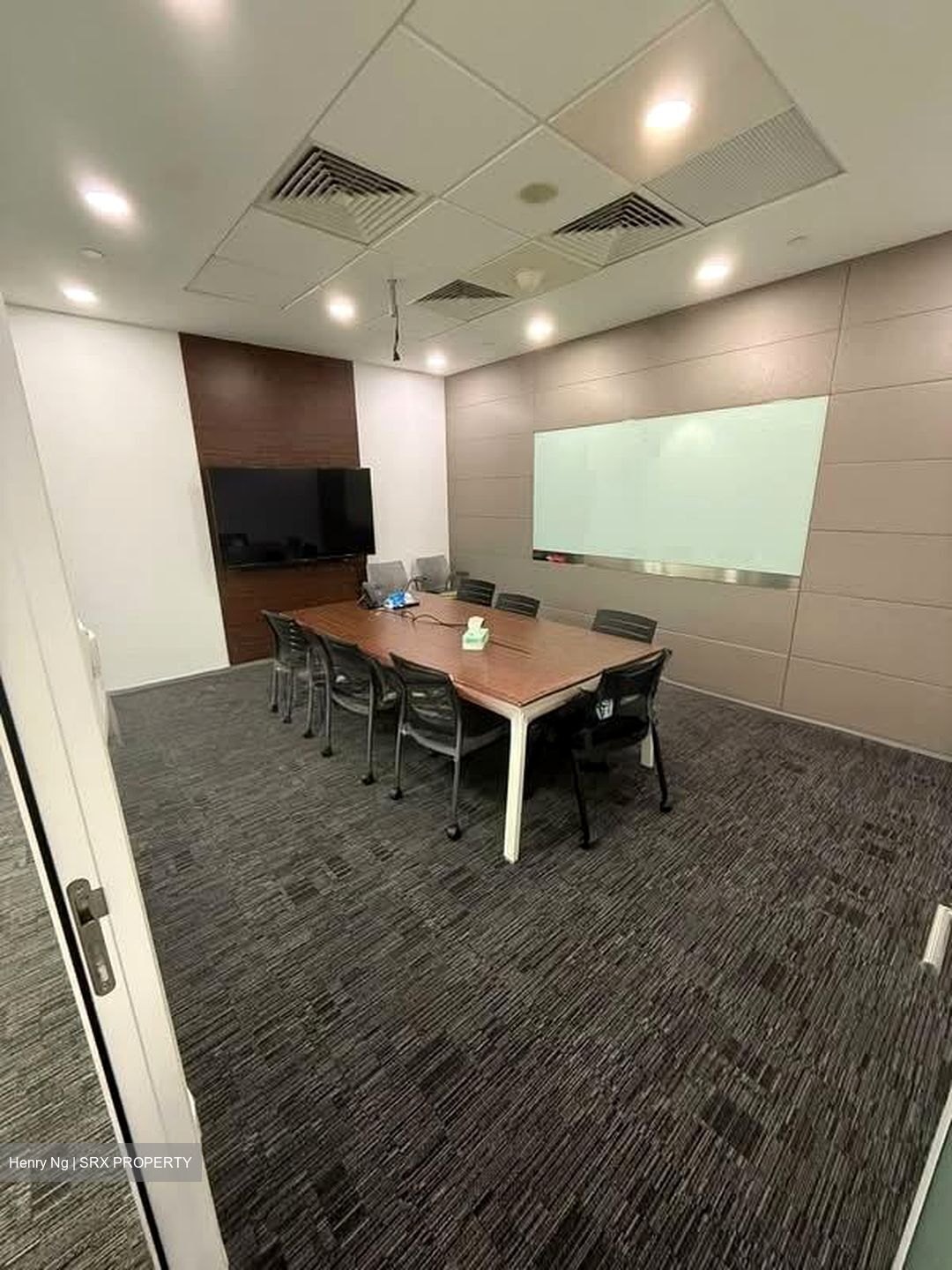 Ocean Financial Centre (D1), Office #581720081